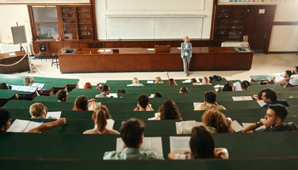Livelli di istruzione nella provincia di Modena Livelli di istruzione nella provincia di Modena